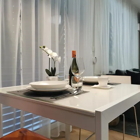 2 Izbovy Luxusny Apartman B