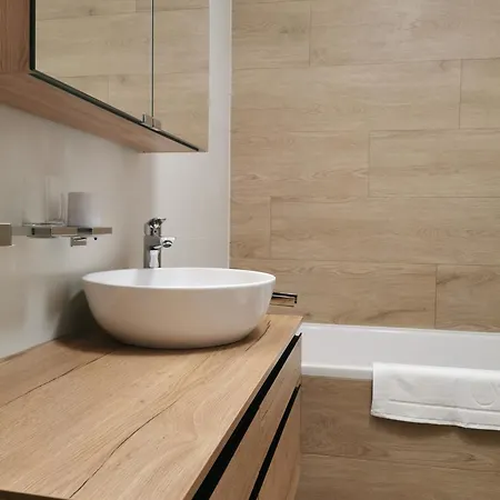 2 Izbovy Luxusny Apartman B